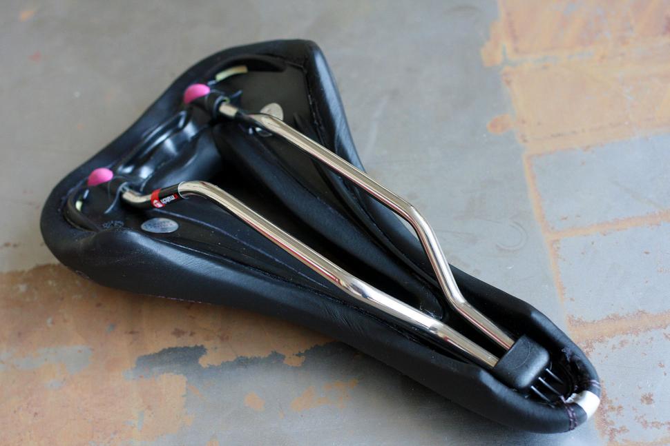 Selle italia diva gel flow store saddle sizes